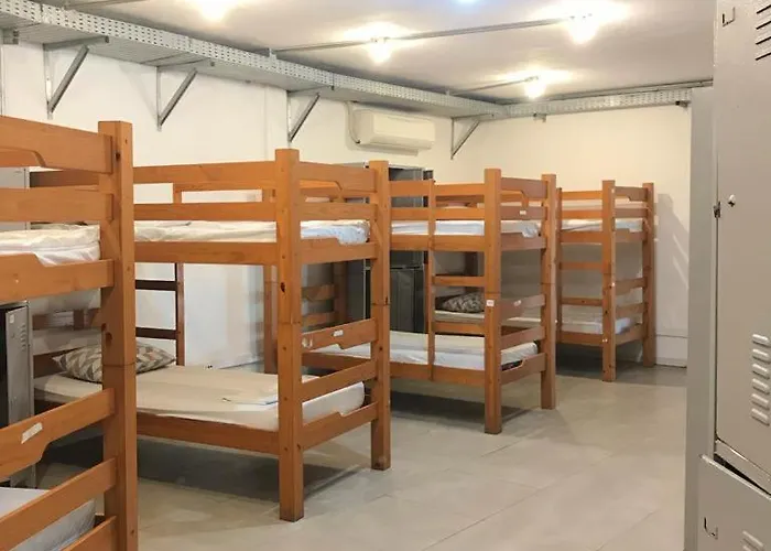 Dormitory Room Mixed